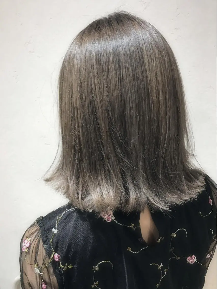 ミディアム カラー パーマ ヘアアレンジ グレージュ ボブ 外ハネヘア 縮毛矯正/美髪 髪質改善/石田幸輔のヘアスタイル