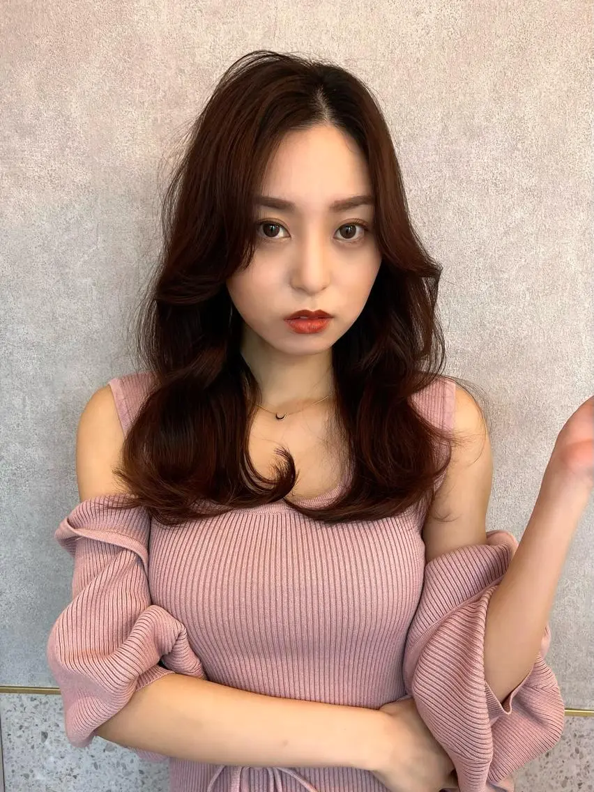 セミロング カラー 顔まわりレイヤー 韓国風ヘア レイヤーカット カット ヘアカラー トリートメント ヘアセット レイヤー/ミディアム /ボブ/新宿のヘアスタイル