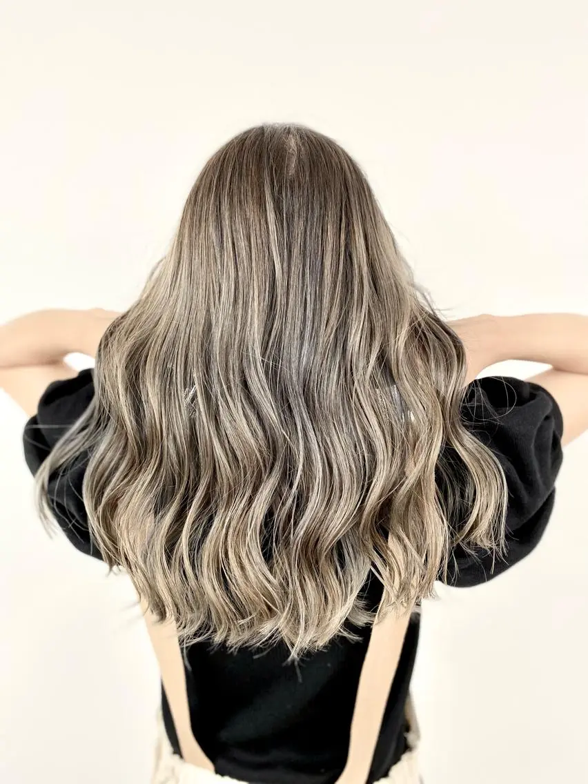 ロング カラー ヘアカラー 🌿佐山 絵梨佳🌿 Recharme新保のヘアスタイル