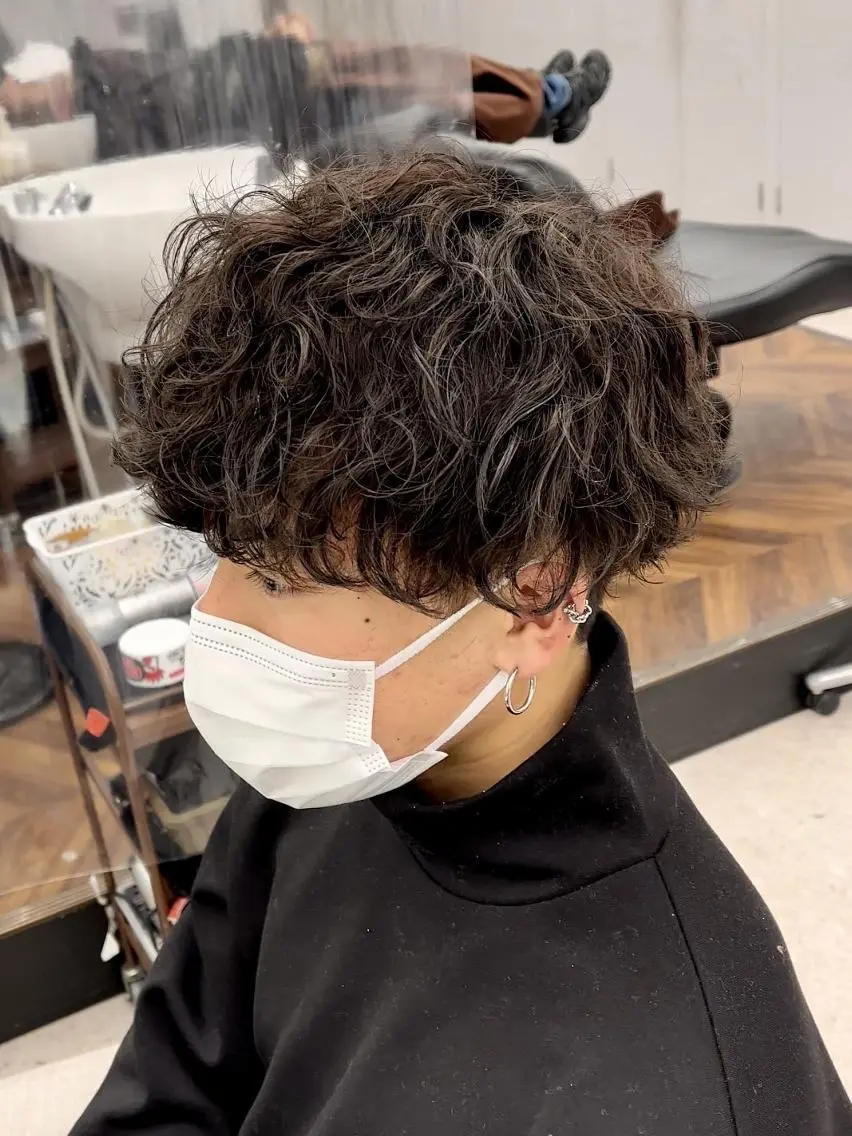 ショート 京都河原町 メンズパーマ助川龍哉のヘアスタイル