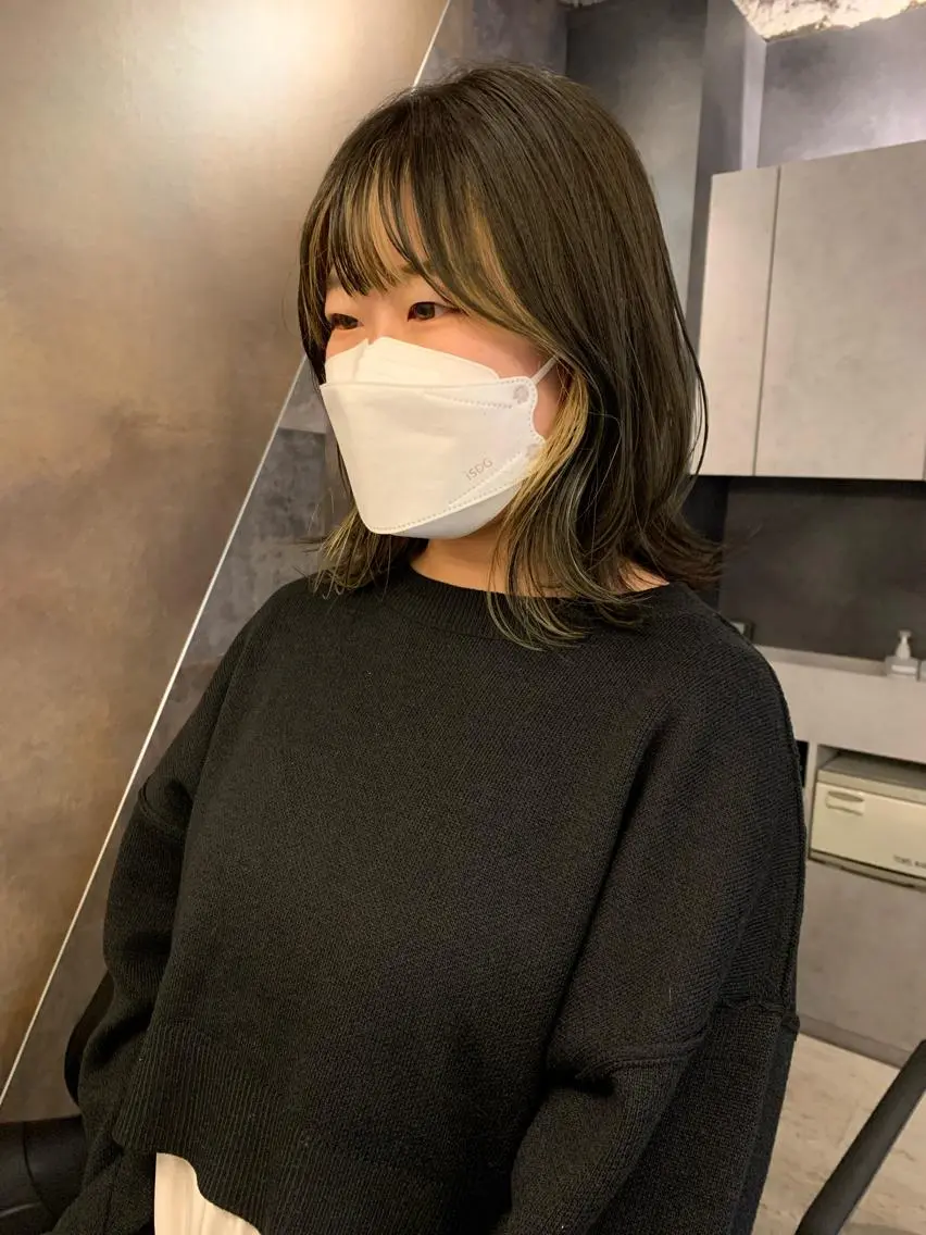 ミディアム カラー ヘアカラー SAKINO ベージュカラーのヘアスタイル
