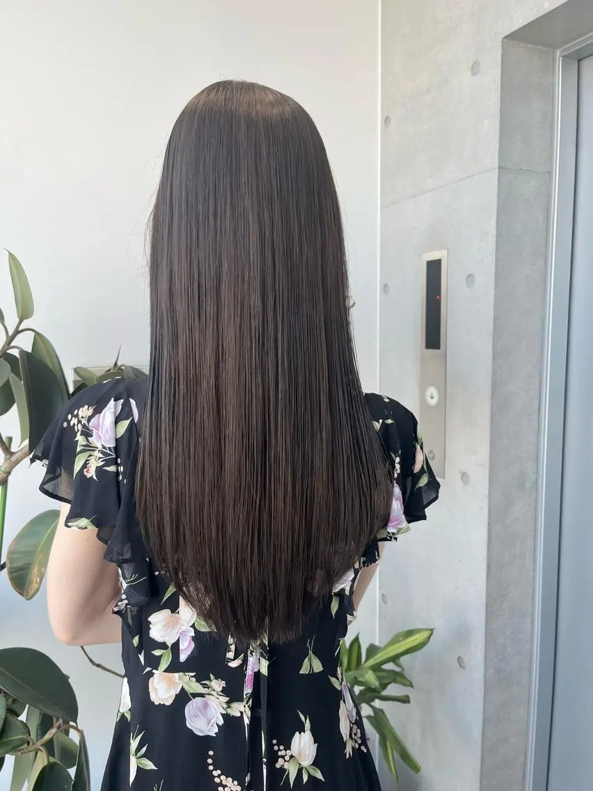 ロング カラー パーマ ヘアアレンジ トリートメント ヘッドスパ ヘアセット 透明感/オリーブ/ グレージュ/YUKAのヘアスタイル