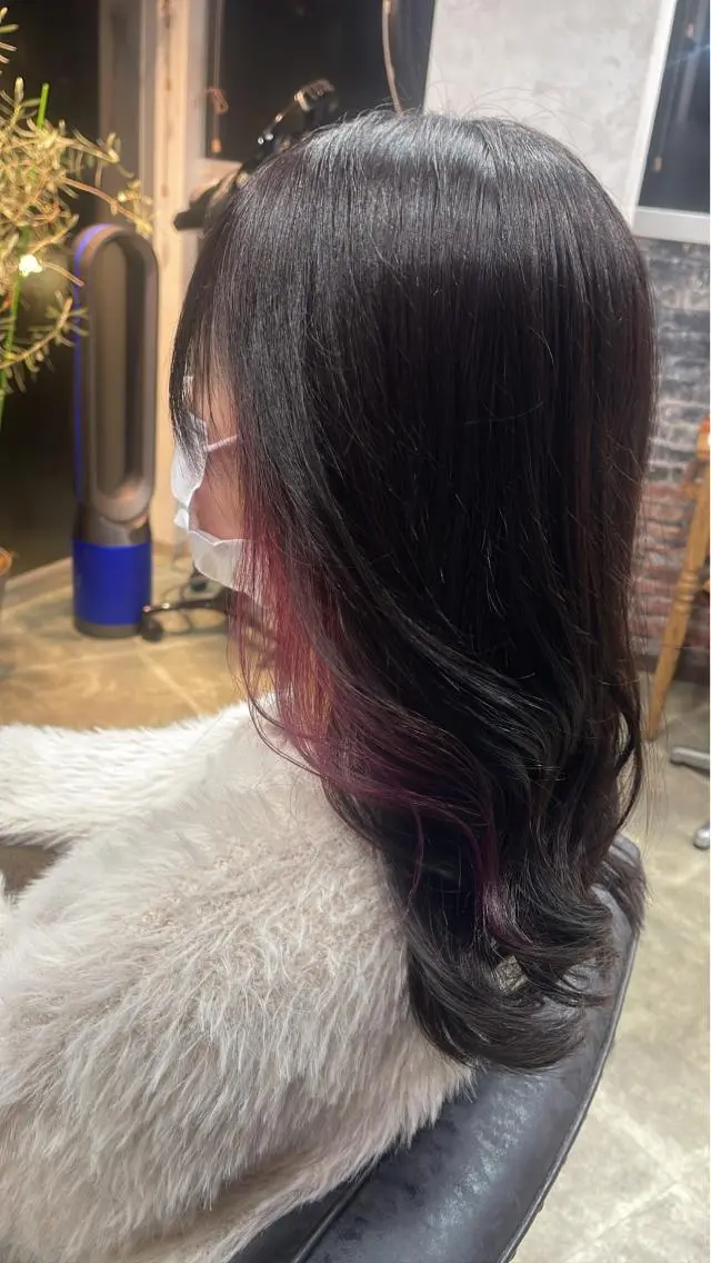 セミロング ヘアカラー かめい りなのヘアスタイル