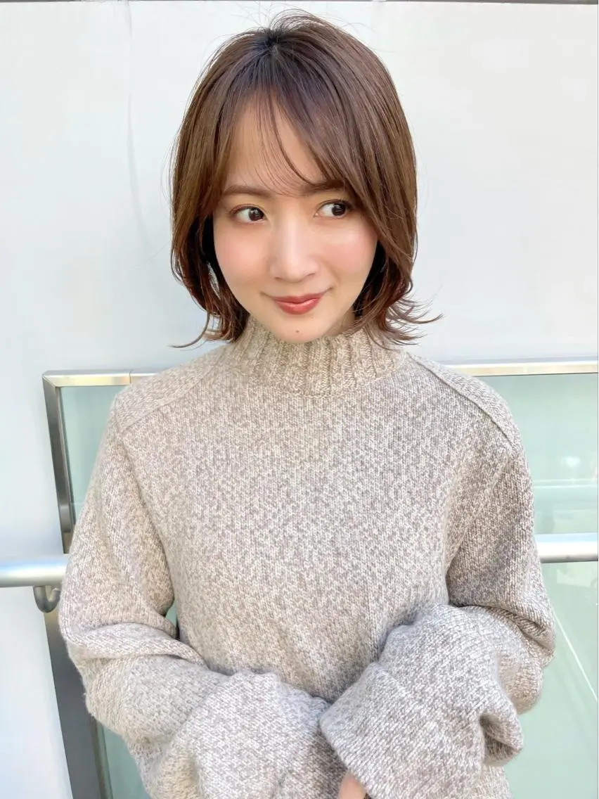 ミディアム ボブ くびれヘア 外ハネヘア 結べるレイヤーボブ くびれLady表参道のヘアスタイル