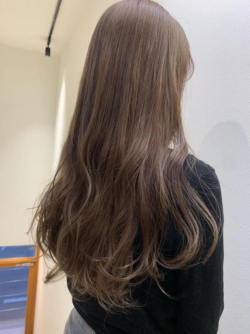 ロング カラー ベージュカラー ブリーチ ブラウンカラー ショコラベージュ カット ヘアカラー トリートメント hubhair レイヤー/透明感のヘアスタイル