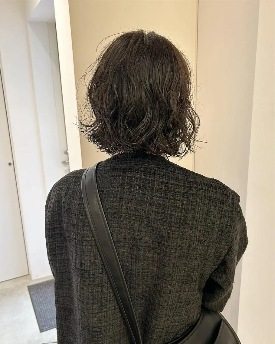 ショート カラー パーマ ボブ 、 、のヘアスタイル