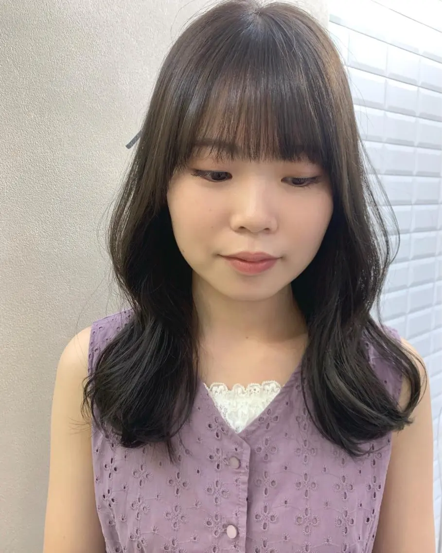 ロング カラー アッシュ 透明感カラー hubhair レイヤー/透明感のヘアスタイル