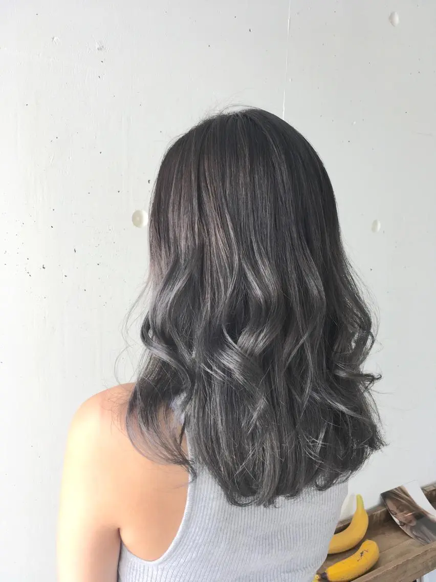 セミロング カラー パーマ グレージュ yoshi ☆のヘアスタイル