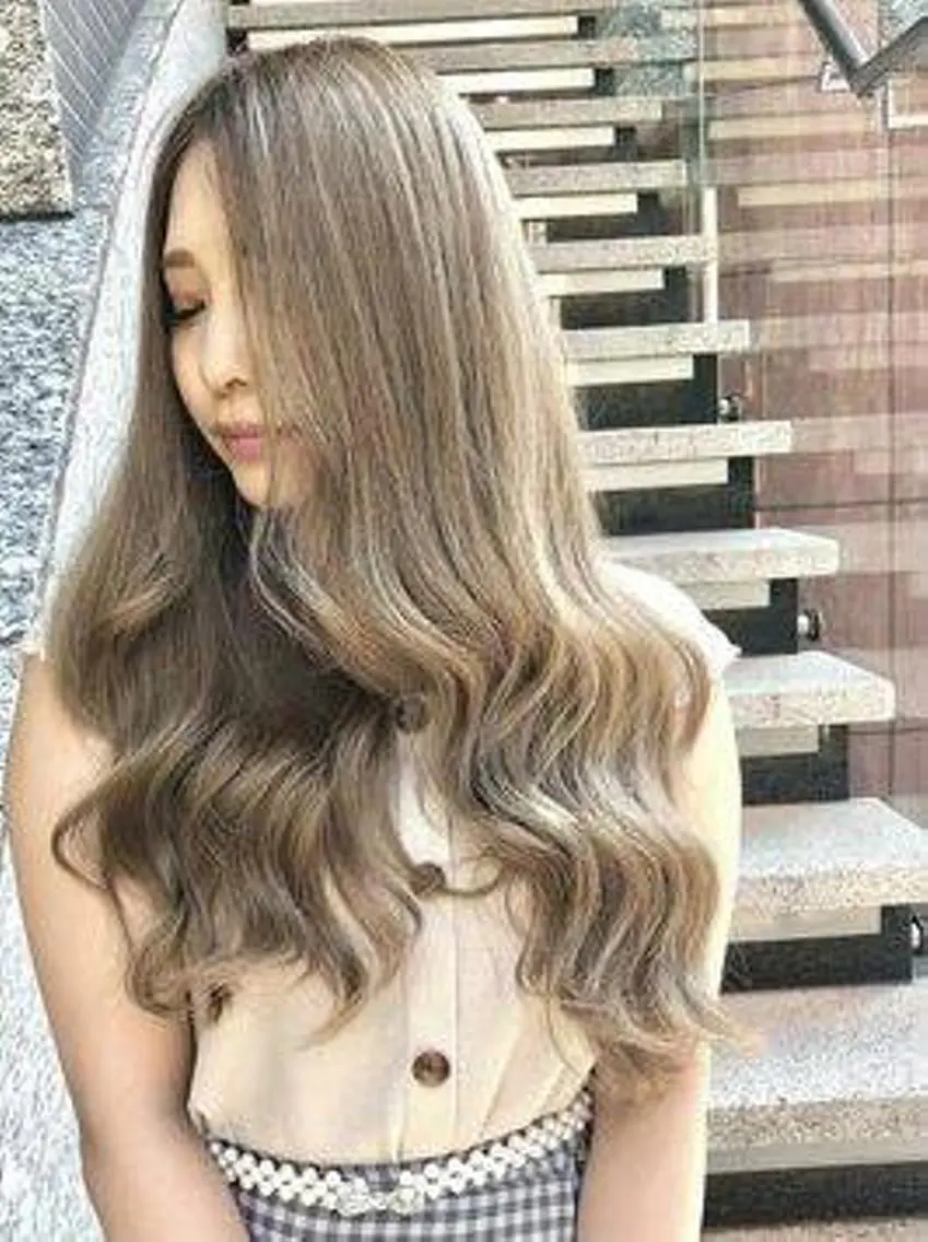 ロング 桃屋 桃屋のヘアスタイル