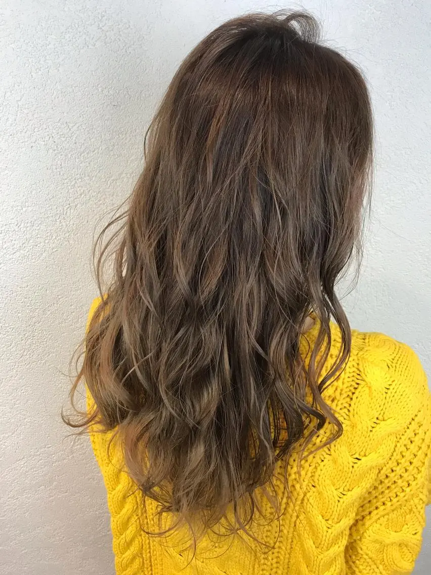 ロング カラー ブラウンカラー グレージュ ヘアカラー デザインカラー🌈 高木リョウのヘアスタイル