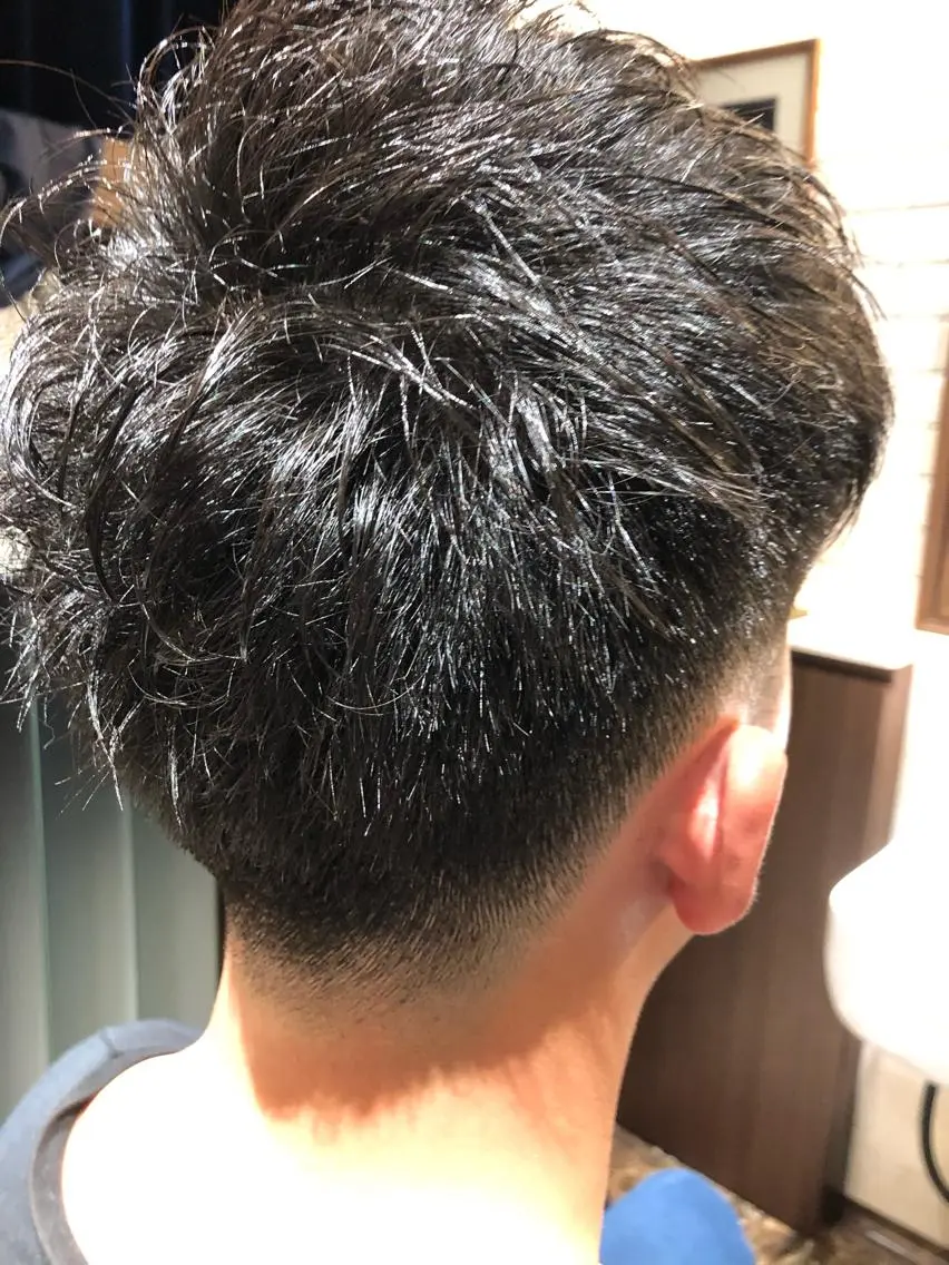 ショート パーマ 岡崎 隆晟のヘアスタイル