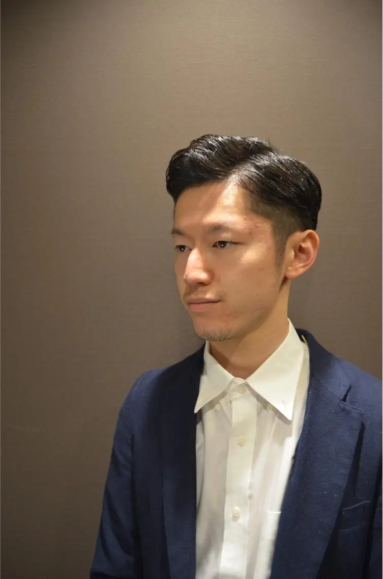 ショート メンズ ツーブロック 岩間 佳祐のヘアスタイル