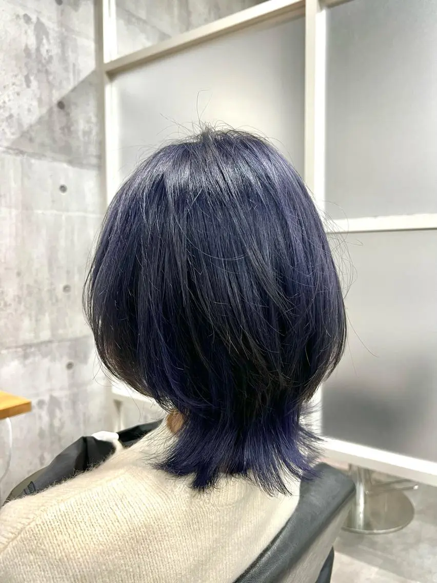 ミディアム カラー newi ナカノのヘアスタイル