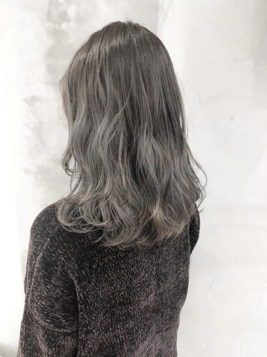 セミロング カラー パーマ ヘアアレンジ ブリーチ ハイトーンカラー ブリーチカラー🔥 パーマ【佐々木凌平】のヘアスタイル