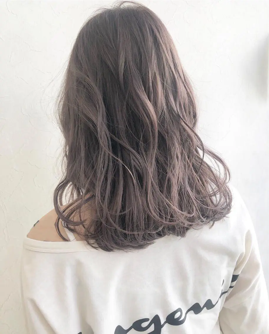 セミロング カラー nakahara madokaのヘアスタイル