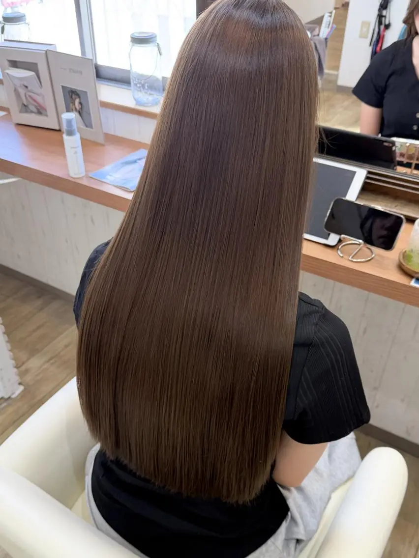 ロング 髪質改善 縮毛矯正 ンジハ えみのヘアスタイル