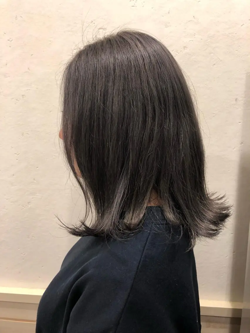 カラー ブリーチ あき えいみのヘアスタイル