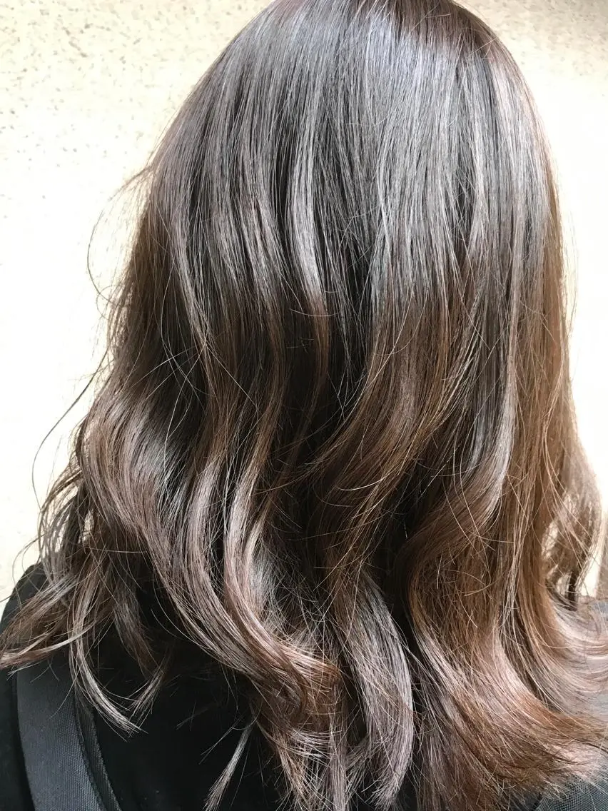 ミディアム カラー ブラウンカラー vato バトのヘアスタイル