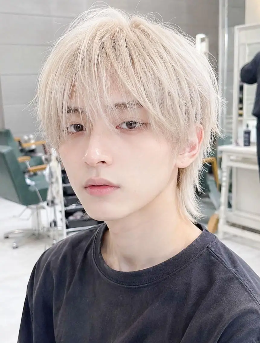 ショート カラー メンズ メンズブリーチ メンズウルフカット ブリーチ ブロンド ダブルカラー Days 透明感カラーのヘアスタイル