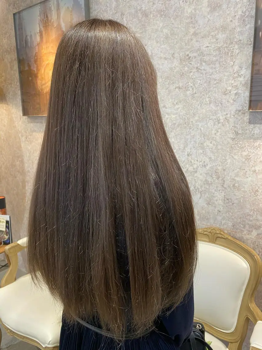 ロング カラー Kobayashi 髪質改善/レイヤーのヘアスタイル