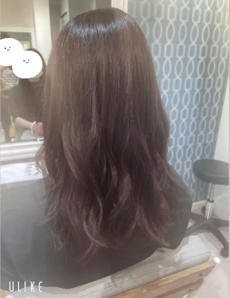 セミロング ラベンダーブラウン ヘアカラー トリートメント 小川 夏生のヘアスタイル