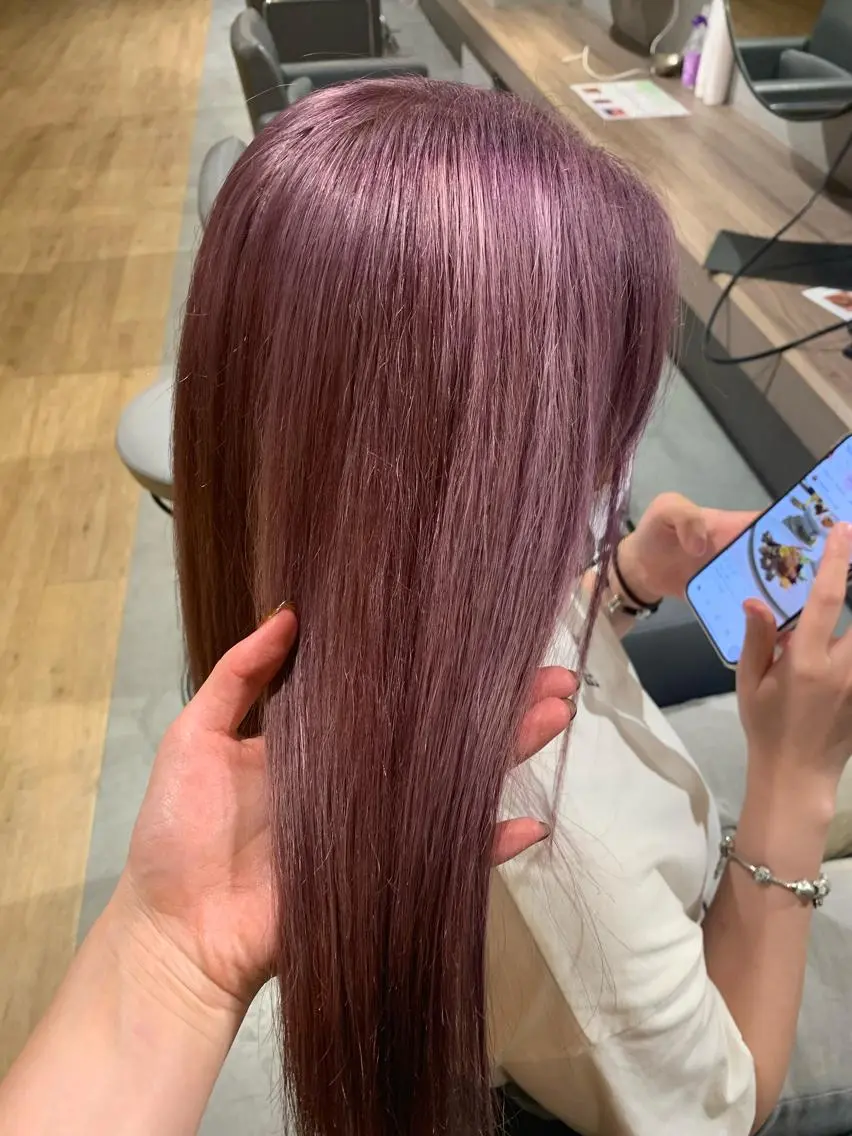 ミディアム カラー ピンクカラー ピンクパープル パープルカラー ヘアカラー 美髪・シールエクステ ホソタニリョウコのヘアスタイル