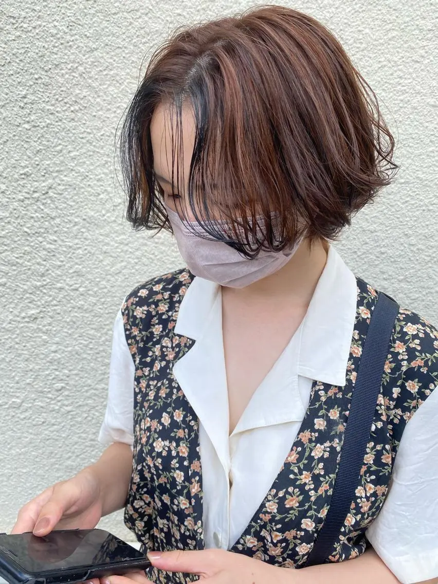 ショート カラー ブリーチ ブリーチなしカラー NATSUKI😸 ✂︎南森町美容室のヘアスタイル