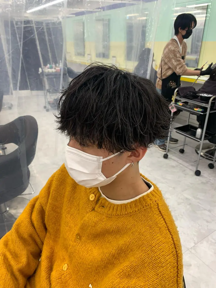 ショート カラー パーマ ヘアアレンジ メンズ キッズ ネイル マツエク・マツパ アイブロウ アップバング センターパート メンズハイライト マッシュ メンズパーマ 🔷横浜1のパーマ 職人🔷将太郎のヘアスタイル