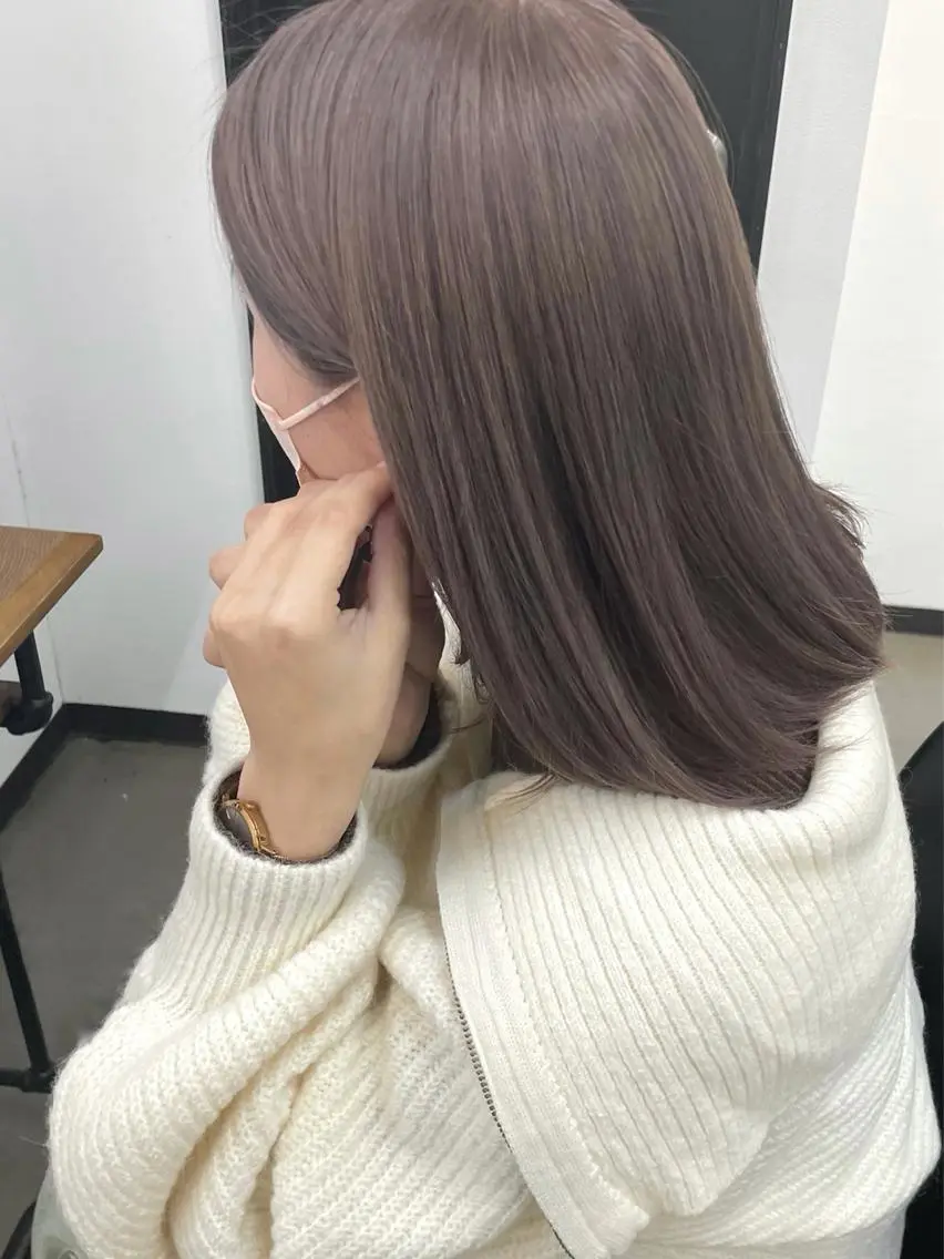 ミディアム カラー グレージュ ラベンダーカラー ラベンダーグレージュ ラベンダーグレー カット ヘアカラー トリートメント 韓国ヘア🤍 ayanaのヘアスタイル