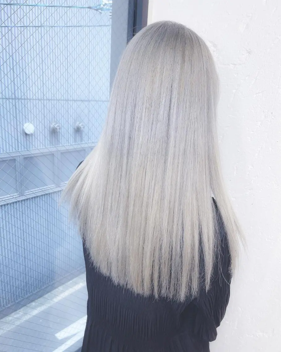 ロング ヘアカラー BOX mico.のヘアスタイル