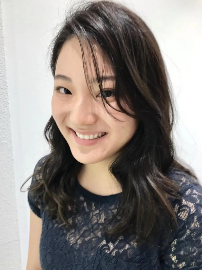 セミロング カラー イルミナカラー 当日予約🆗✂︎ ウエモト　タクのヘアスタイル