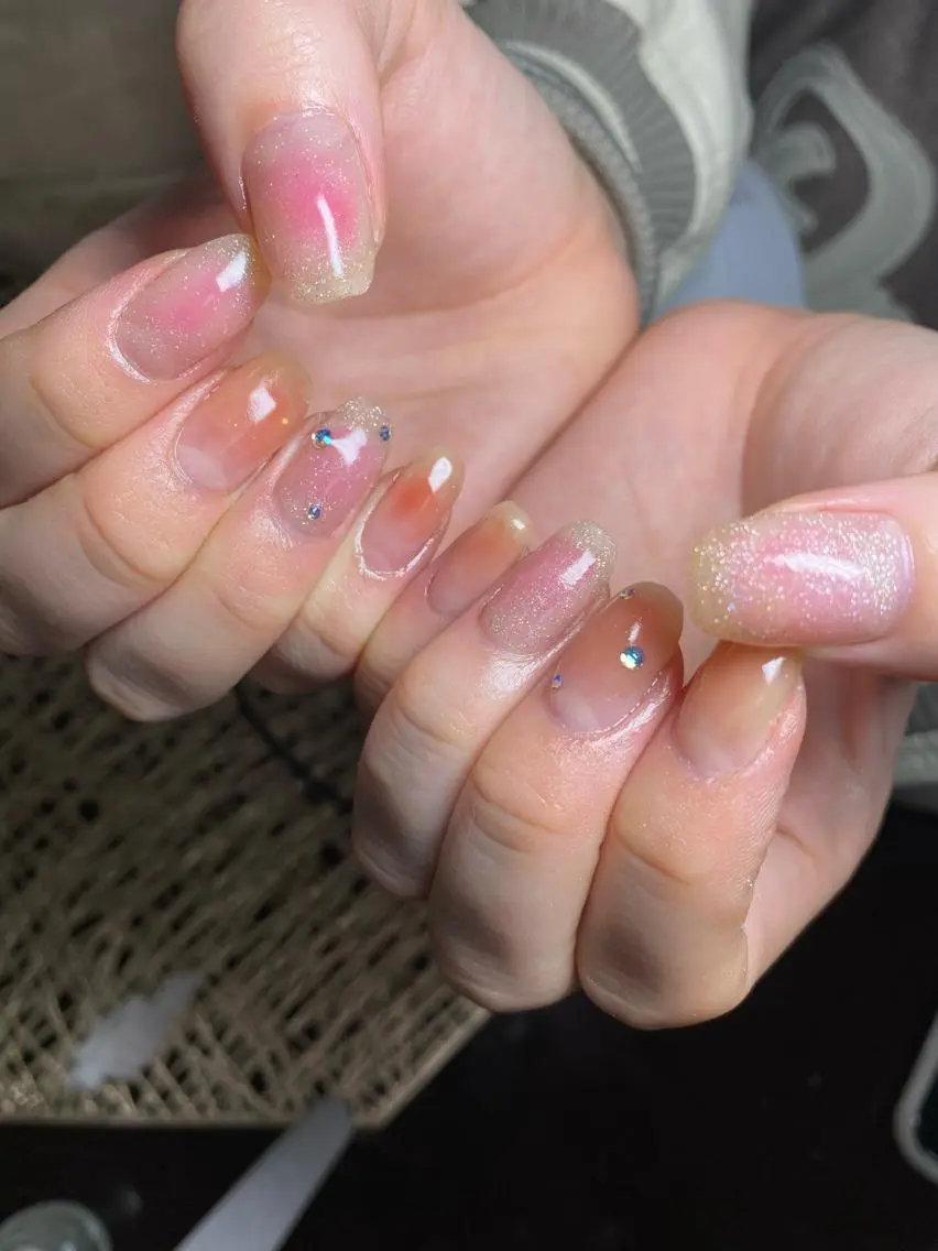 ネイル ハンドネイル 艶々の美爪を〜 【リリアーナ】のネイルデザイン