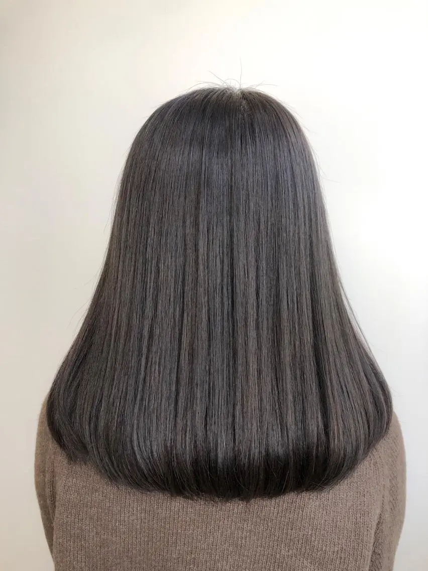 ミディアム カラー グレージュ トリートメント 【透明感、艶髪】西村 有司のヘアスタイル