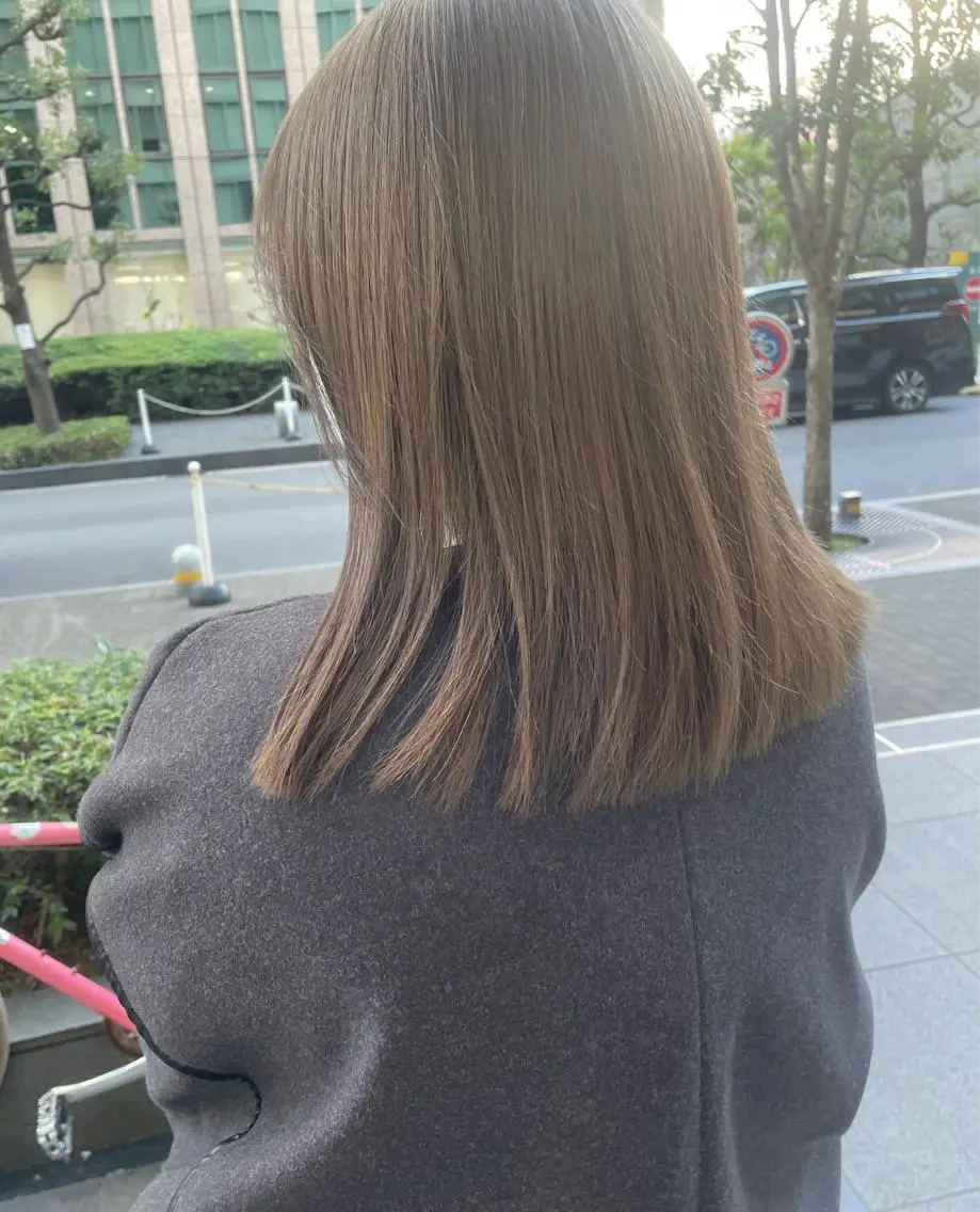 ミディアム カラー 梅田/赤み消しカラー /顔まわりcut🤍のヘアスタイル