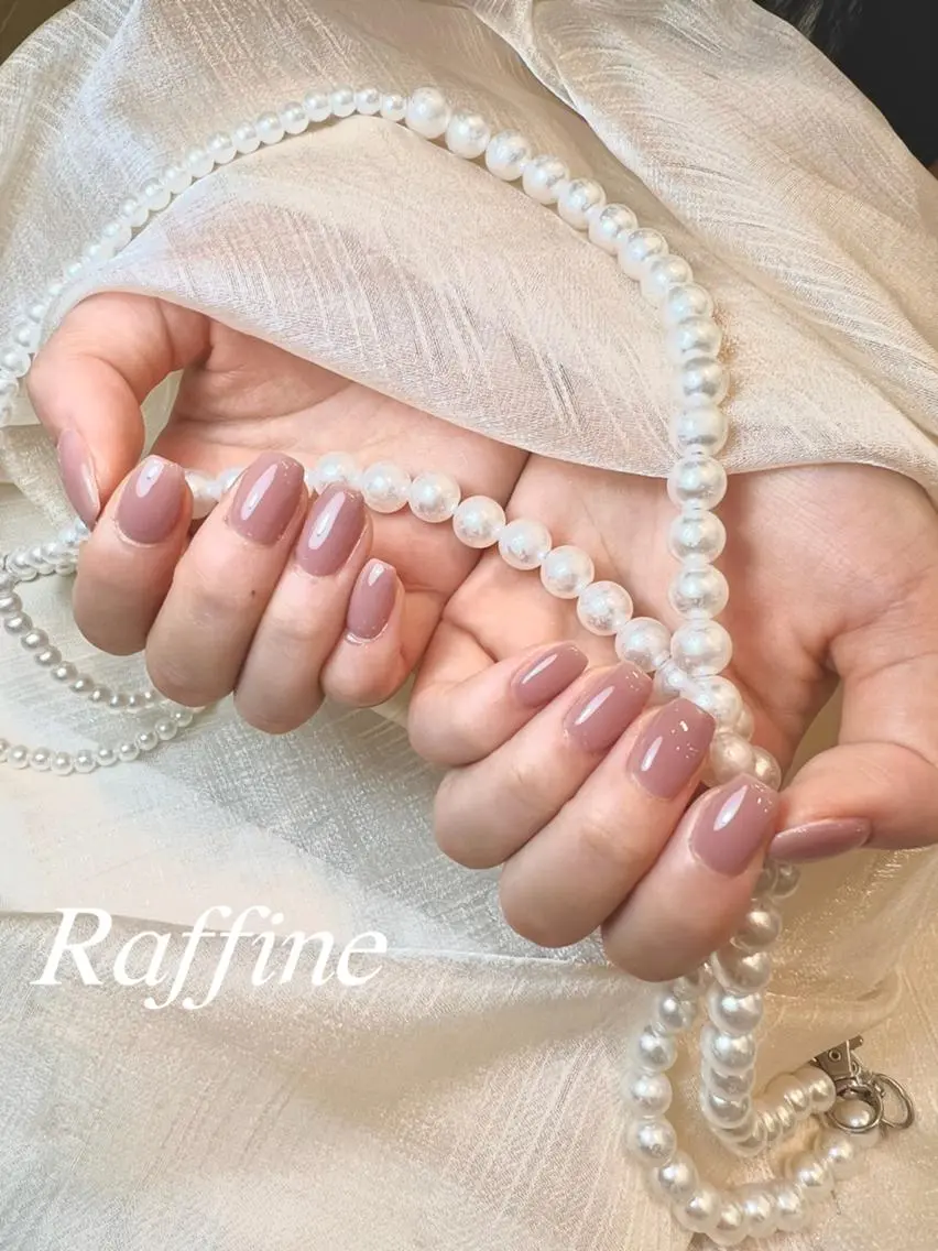 ネイル ハンドネイル RAFFINE haru🦋🩵のネイルデザイン