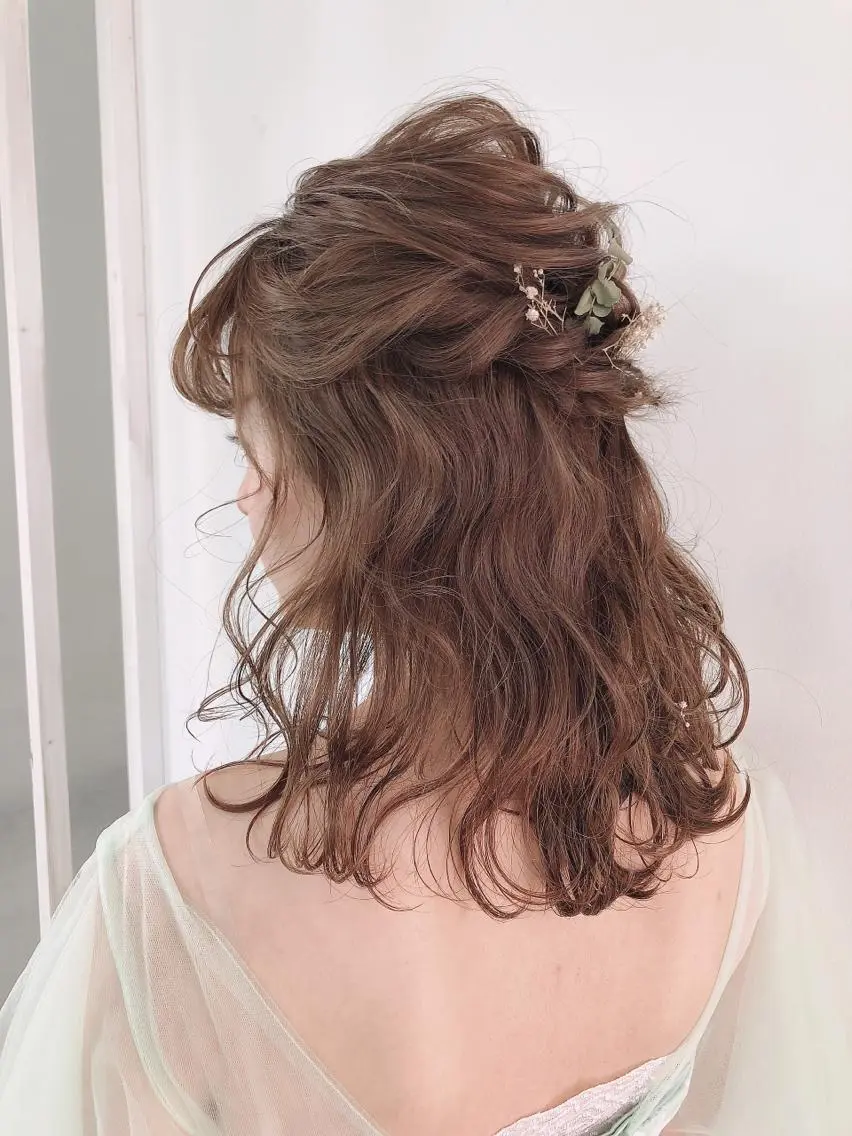 セミロング カラー ヘアアレンジ 榎園 由美のヘアスタイル