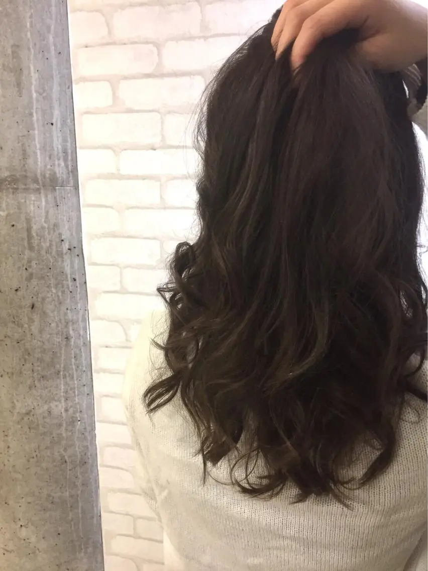 ロング カラー イルミナカラー 髪質改善×レイヤー 高嶋のヘアスタイル