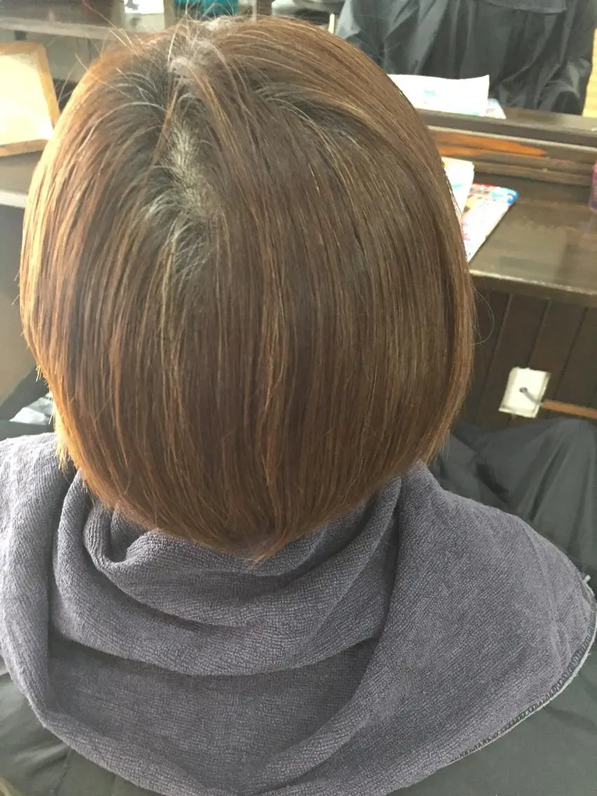 カラー オーガニックカラー 中山 ルミ子のヘアスタイル