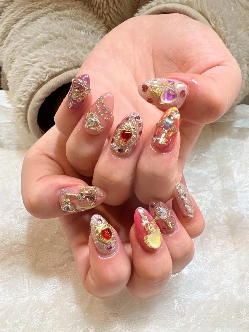 ネイル 持ち込み nailist yuiのネイルデザイン