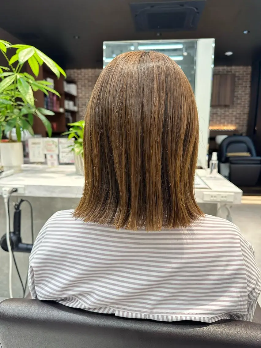 ミディアム 切りっぱなしボブ ボブ カット あさひ かなのヘアスタイル