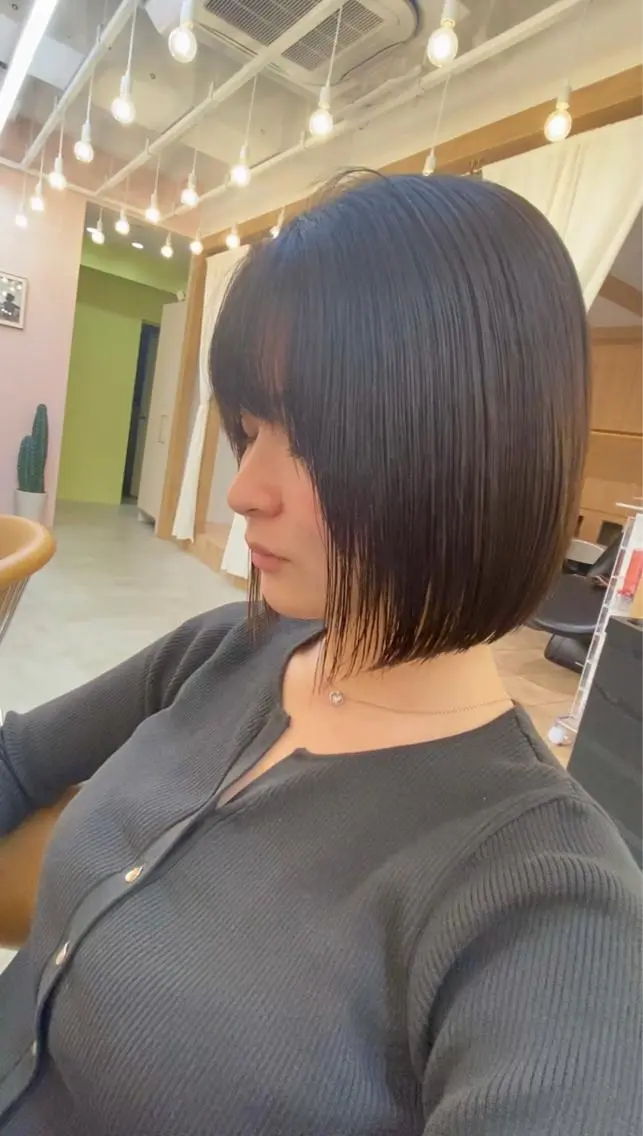 ショート カラー カット 縮毛矯正 トリートメント 顔周り/ブリーチなし /縮毛矯正🫧伊勢のヘアスタイル
