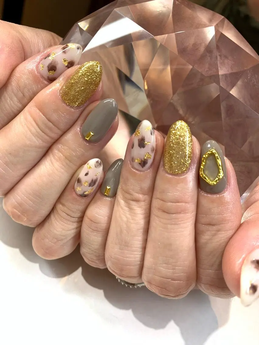 ネイル ハンドネイル glow_ nailのネイルデザイン