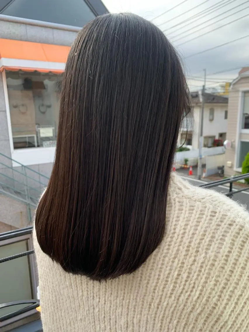 ロング カラー カット ヘアカラー トリートメント 平 ちひろのヘアスタイル
