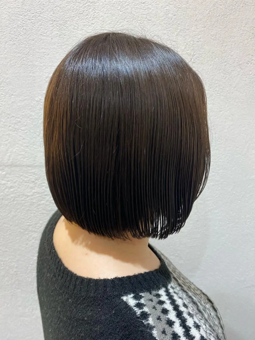 ショート 塩崎 絢世のヘアスタイル
