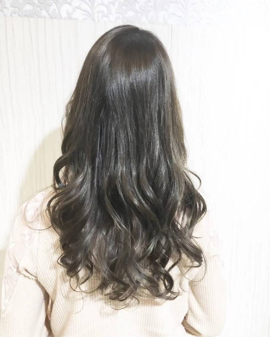 ロング カラー パーマ ヘアアレンジ グレージュ ✨艶髪✨透明感✨ 山内大樹のヘアスタイル
