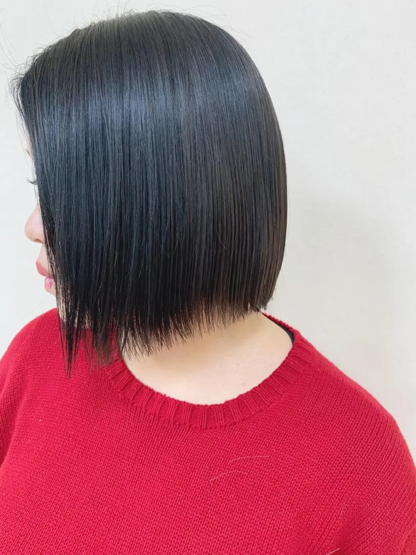 ショート カラー 切りっぱなしボブ ショートボブ ハンサムショート 黒髪 ブルーカラー カット ヘアカラー トリートメント 初めてのショート お任せください✂️のヘアスタイル