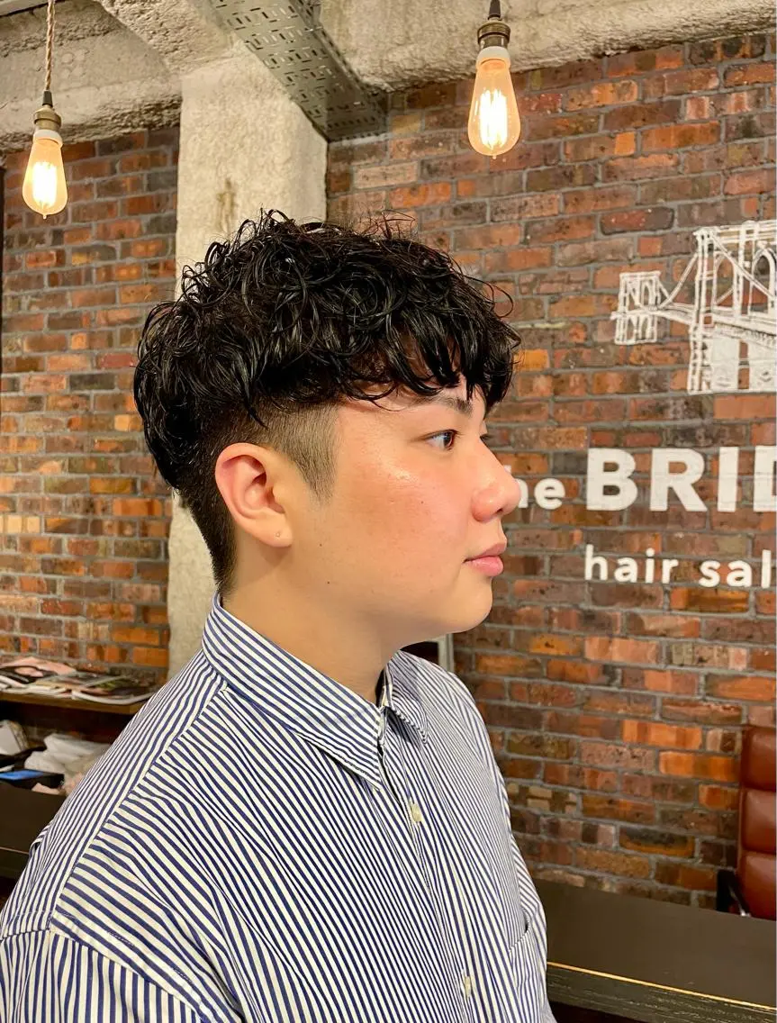 パーマ メンズ メンズパーマ カット パーマ the BRIDGE 大橋伊織のヘアスタイル