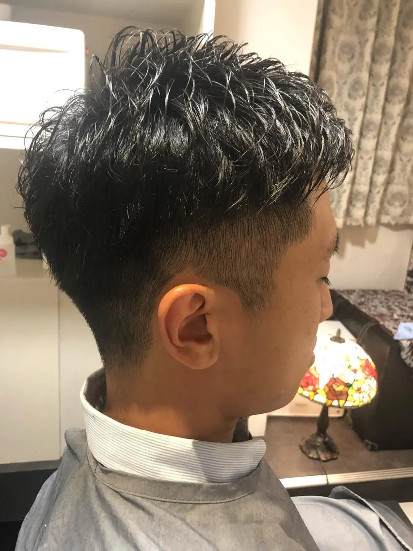 ショート パーマ 【メンズ特化サロン】 【サロモ特別価格】のヘアスタイル