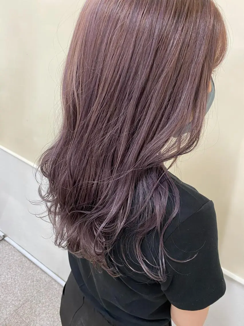 ロング カラー マツエク・マツパ エクステ ハイトーン 💭黒崎ハルカのヘアスタイル