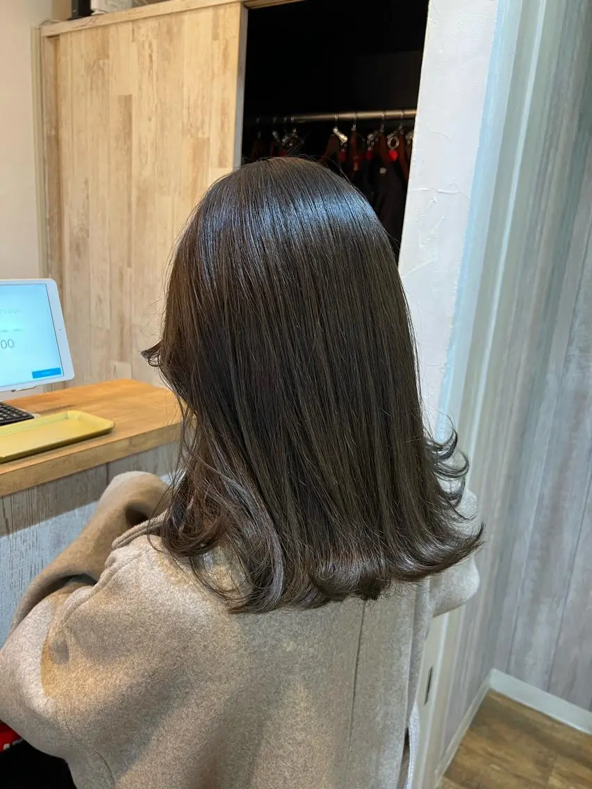 ミディアム カラー カット ヘアカラー トリートメント 🥀韓国ヘア🥀 宮津真菜のヘアスタイル